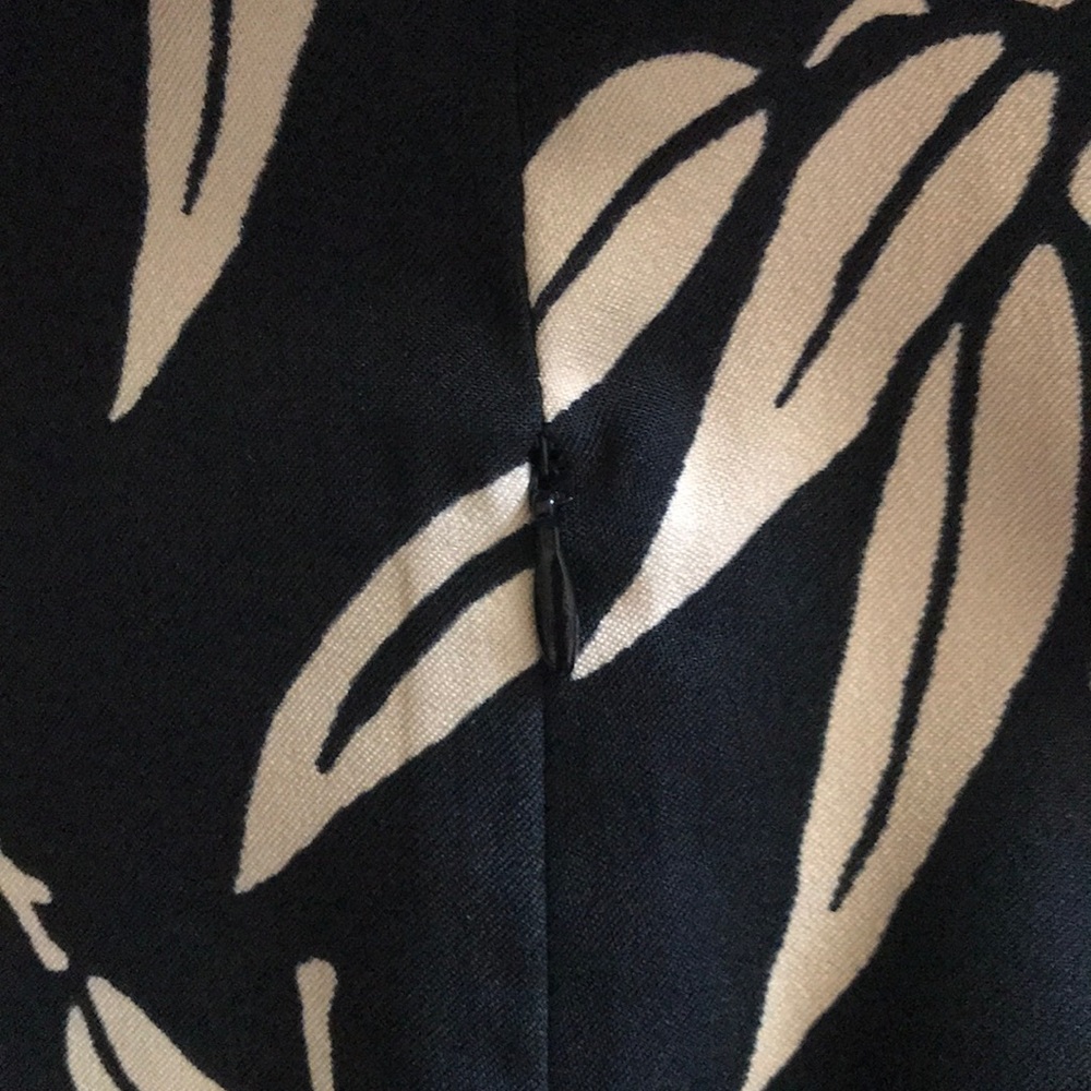 Collared Button Up Dress - Picture 6 of 8